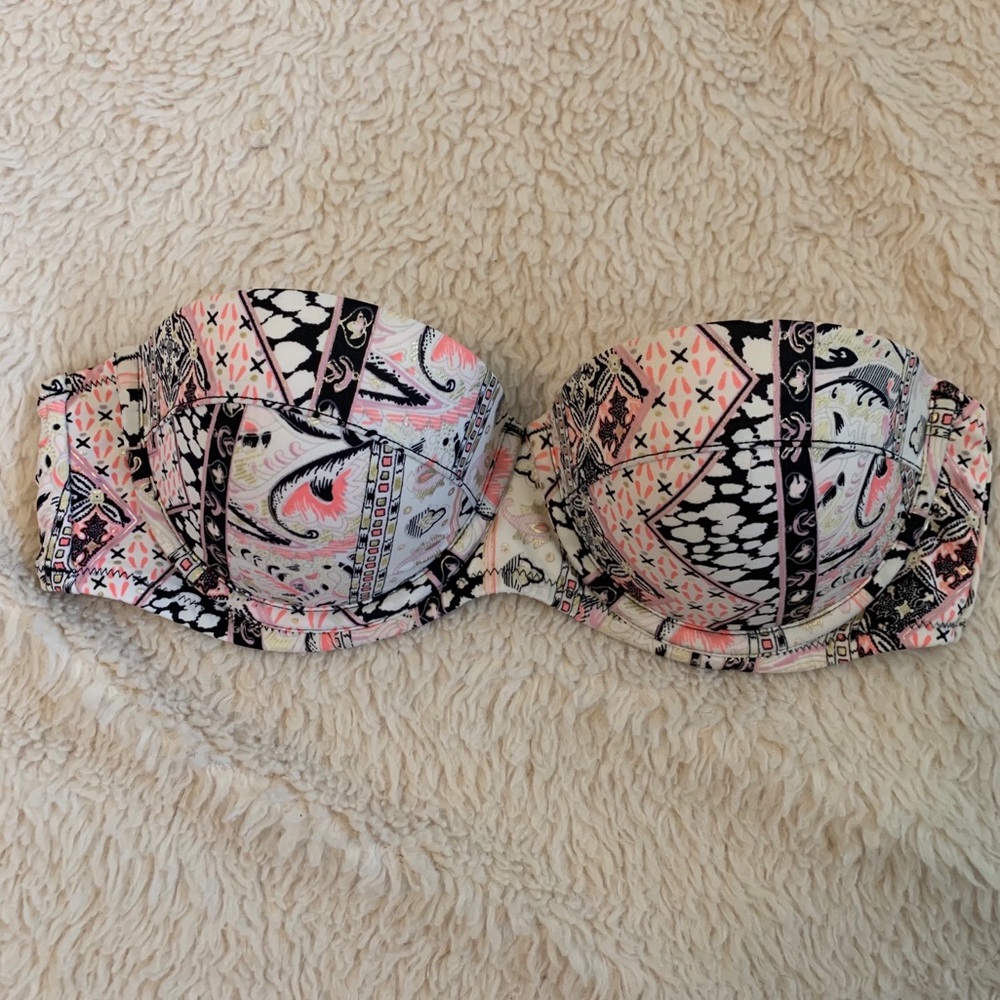 Victoria’s Secret Bikini Top